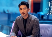 开云官网-双线突围，从F1弯道到足球绿茵，关键抉择决定胜负