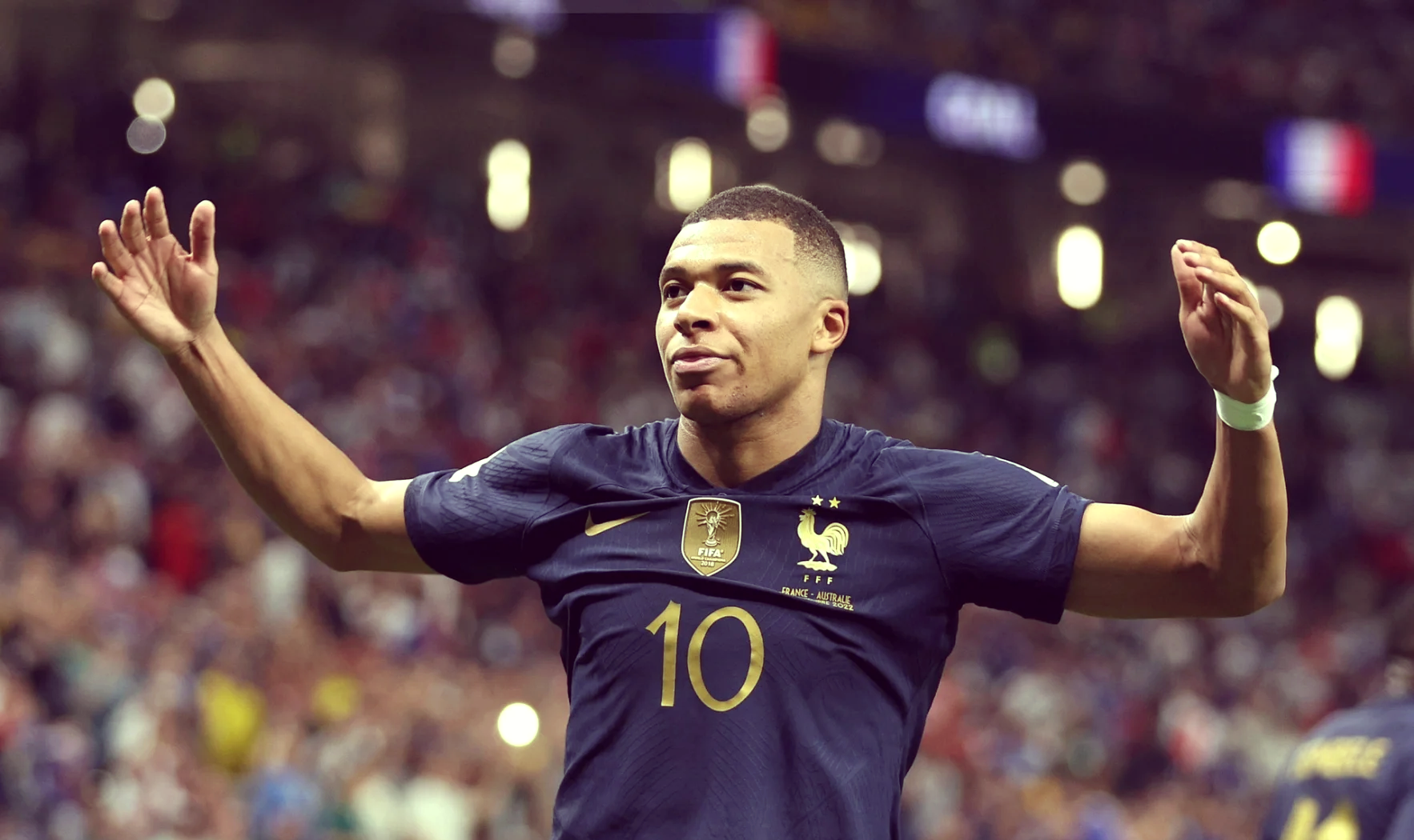 年度法国足球联赛冠军争夺赛即将开始的简单介绍