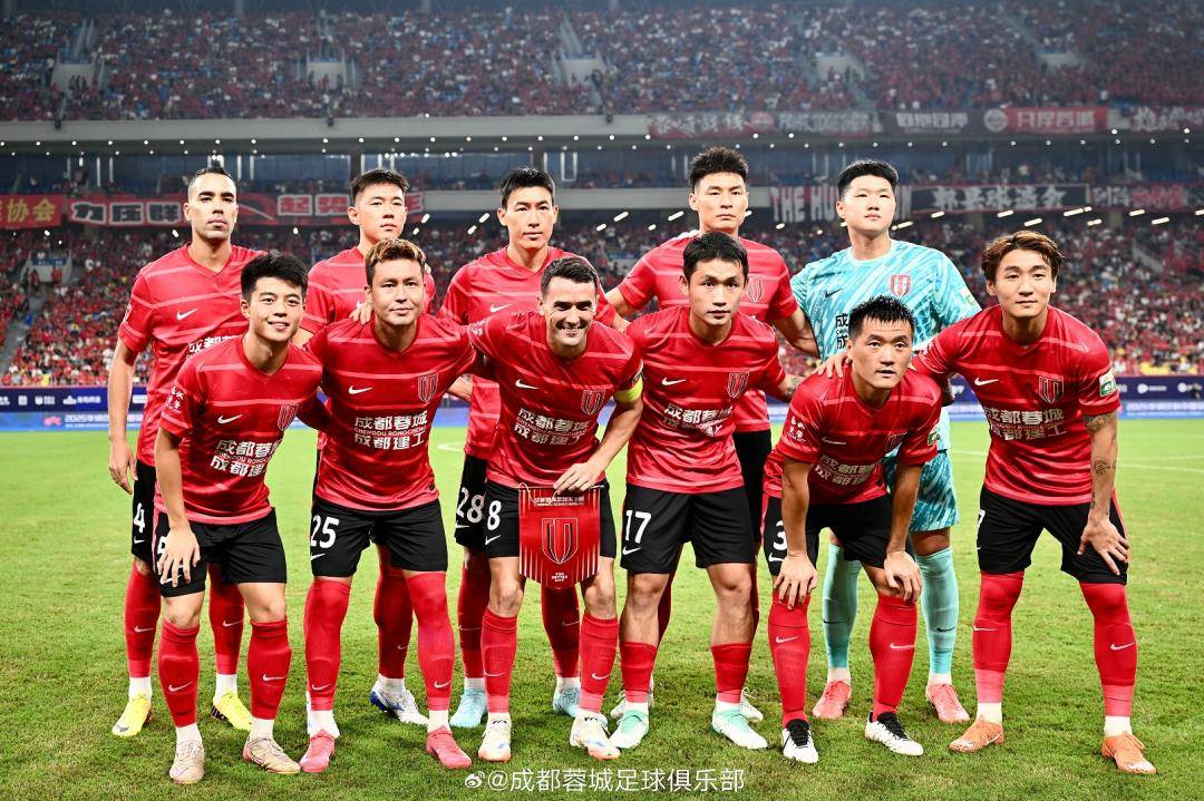 球队大将挺身而出，带领球队冲击季后赛