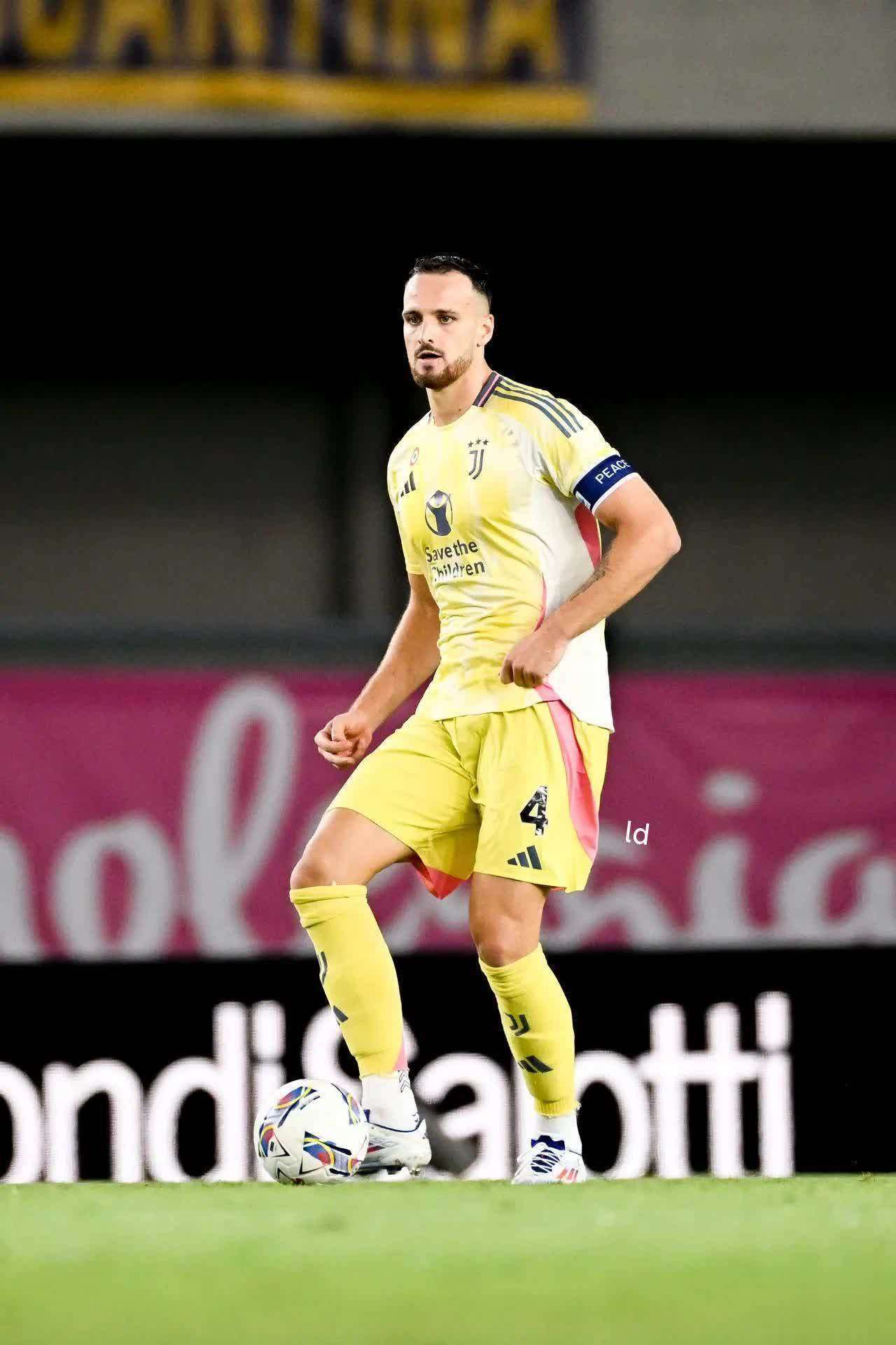 关于尤文图斯主场战平波尔图，晋级形势依然暗淡的信息