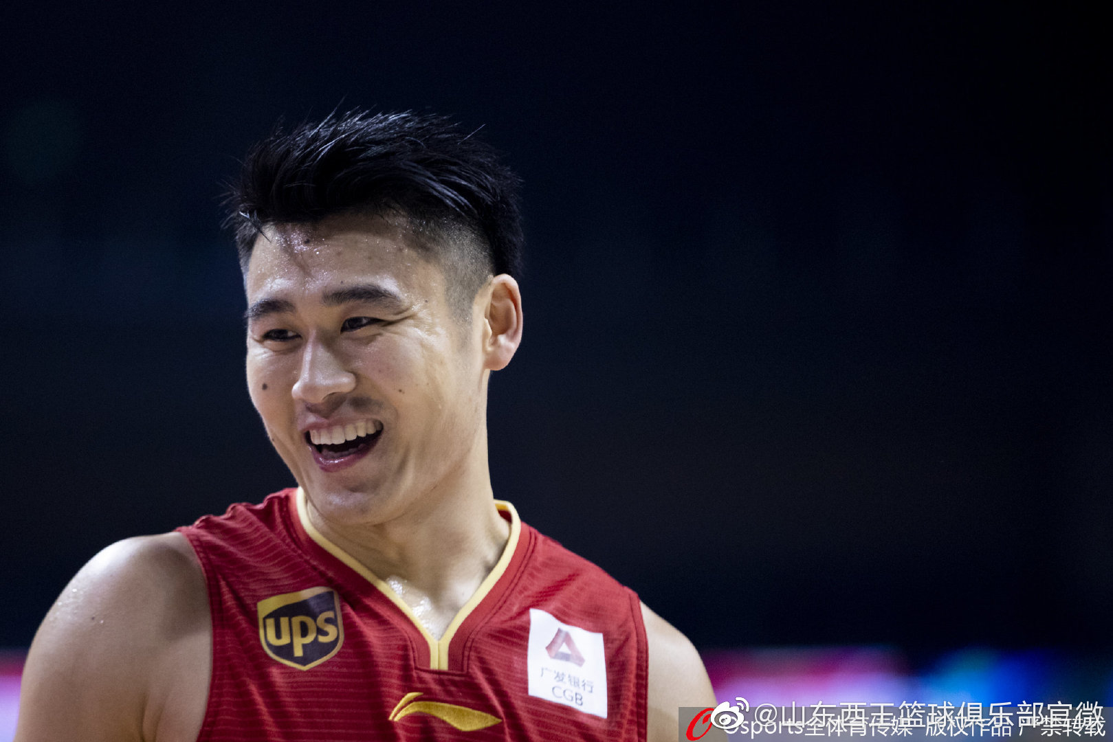 参赛队伍实力不相上下，谁将一笑倾城