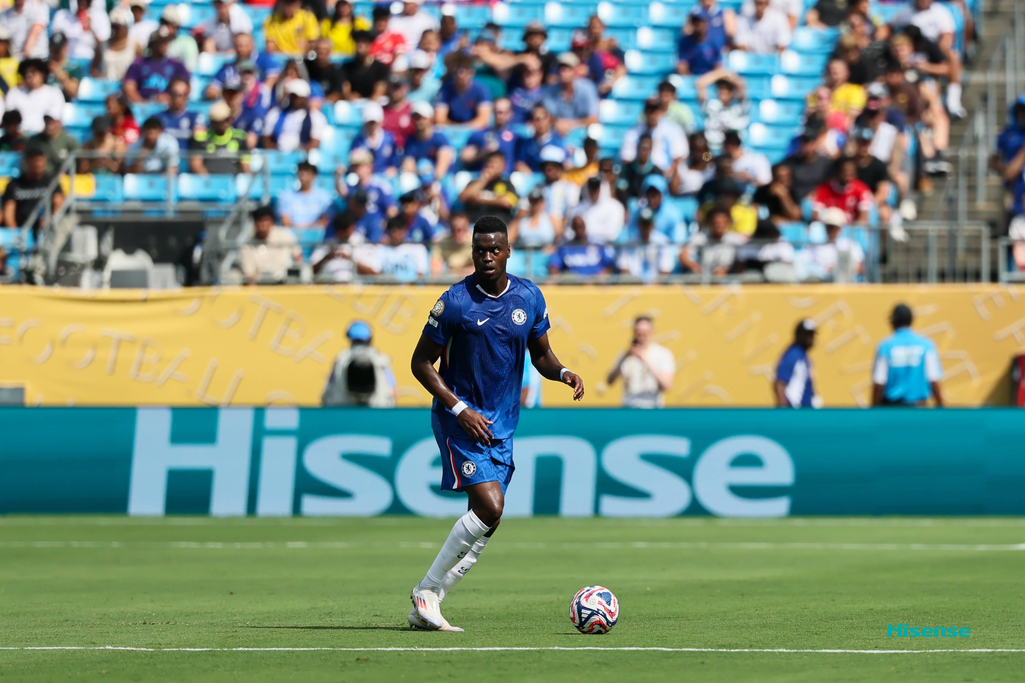 切尔西主帅公开承认困难，展望未来充满信心的简单介绍